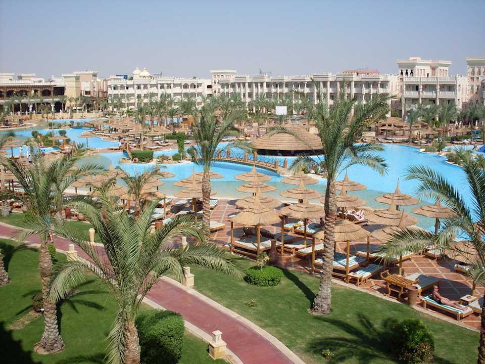 Blick vom Zimmer auf den Pool Pickalbatros Palace Resort