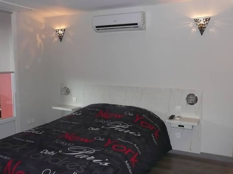 Chambre Emmanuelle Hotel La Colline aux Yeux Doubs