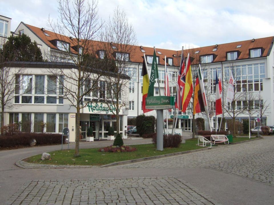  Hotel Front  Holiday Inn M  nchen Unterhaching  Unterhaching