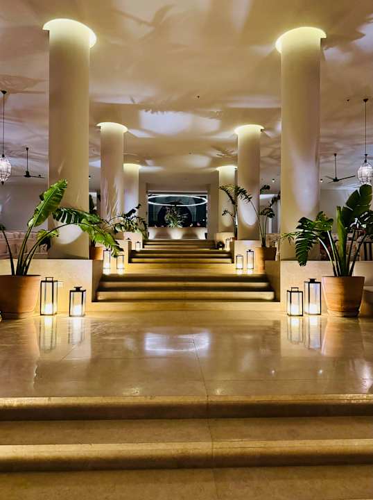 Gastro Serry Beach Resort