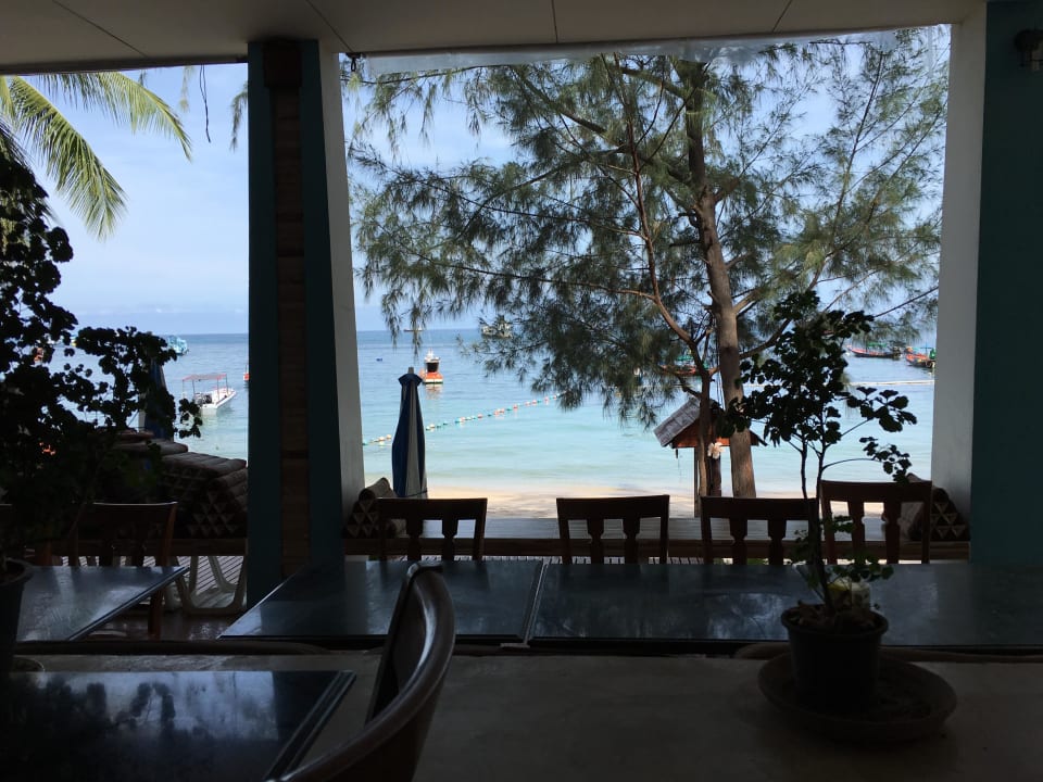 Blick vom Frühstückstisch Hotel Montra Resort & Spa