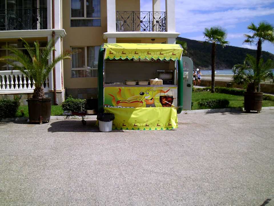 8.30 - 16.30 Notverpflegung^^ Royal Park Hotel & Aqua park