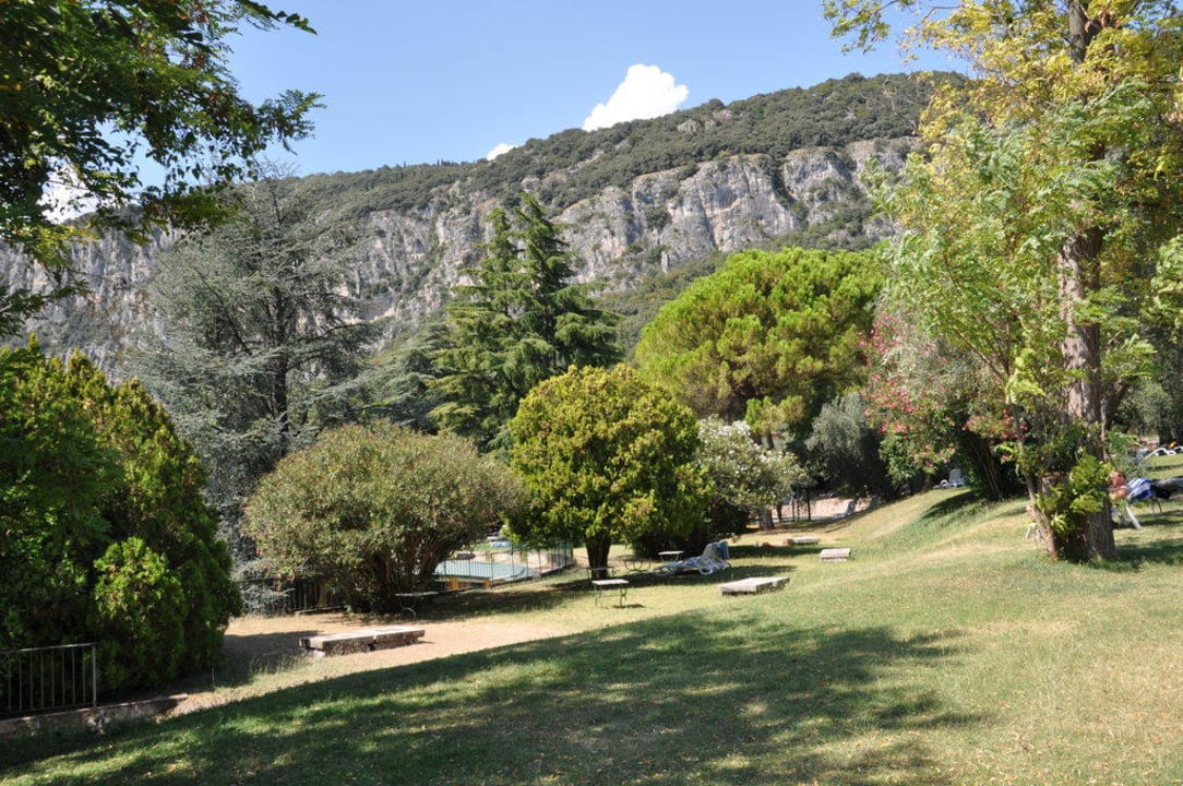 Richtung Gebirge Hotel Marco Polo