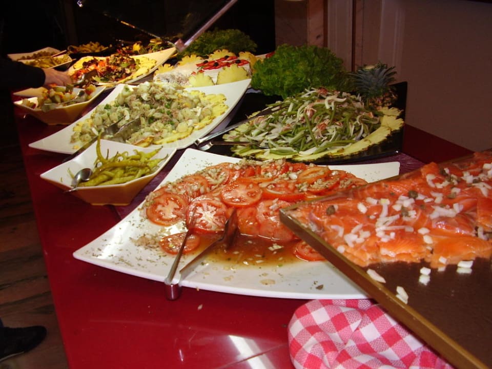 Warmes Buffet Hotel & Spa S'Entrador Playa