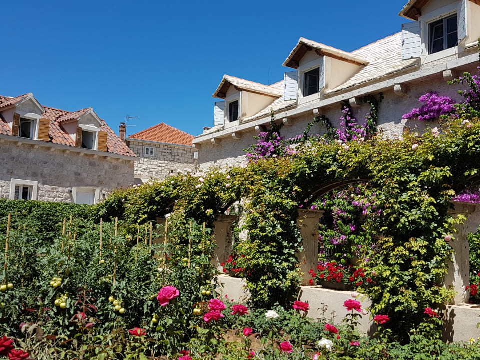 Außenansicht Hotel Lemongarden