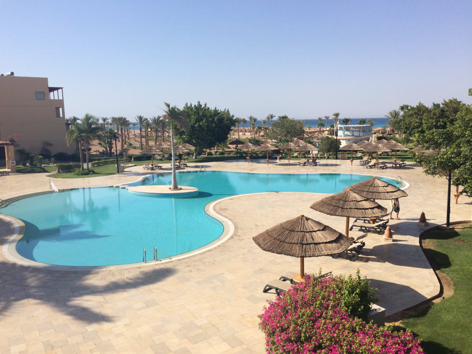 Pool ROBINSON SOMA BAY