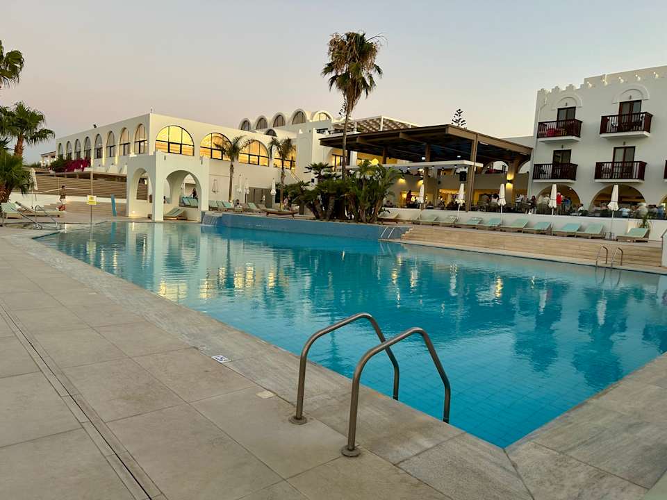 Pool TUI BLUE Oceanis Beach and Spa Resort