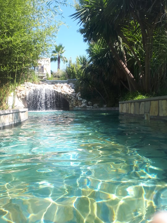 Pool Club Grand Side