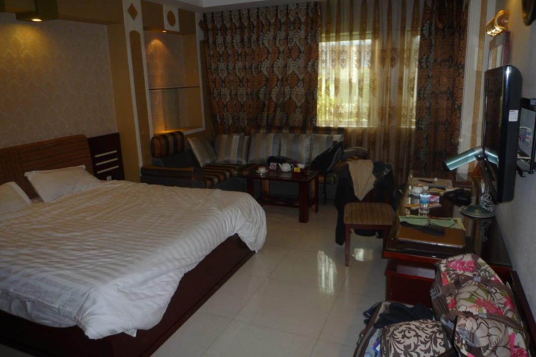 Suite 301 Hai Long 5 Hotel