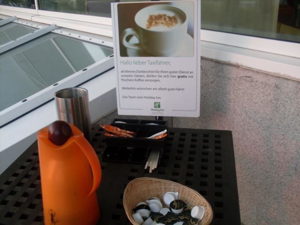 Taxifahrer-Kaffee Holiday Inn Berlin Airport - Conference Centre