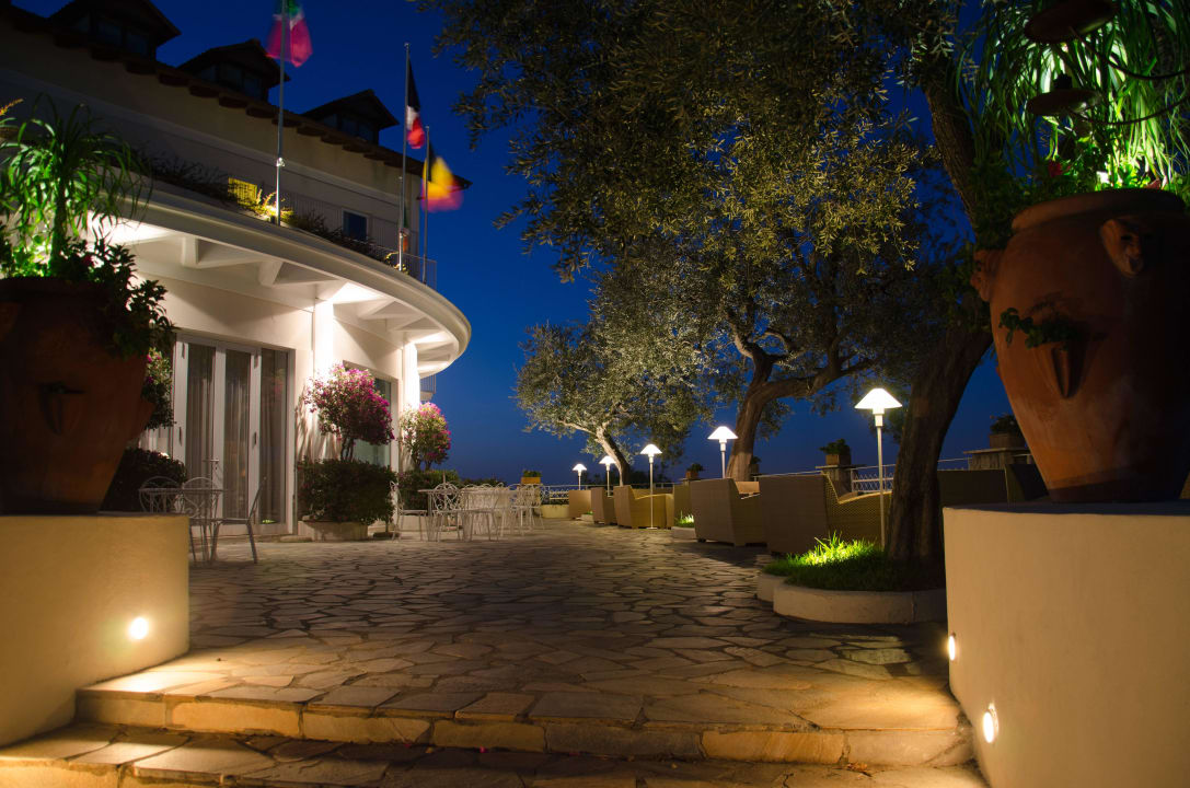 Terrace Grand Hotel Aminta