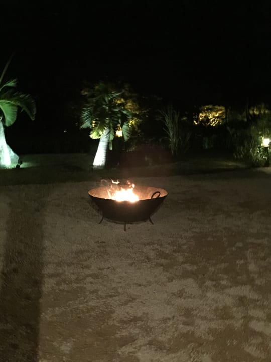 Rumshed Shanti Maurice Resort & Spa