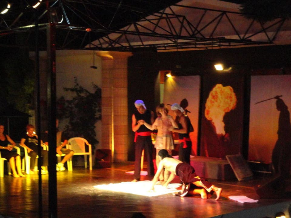 Abend-Show Hotel Calypso Beach