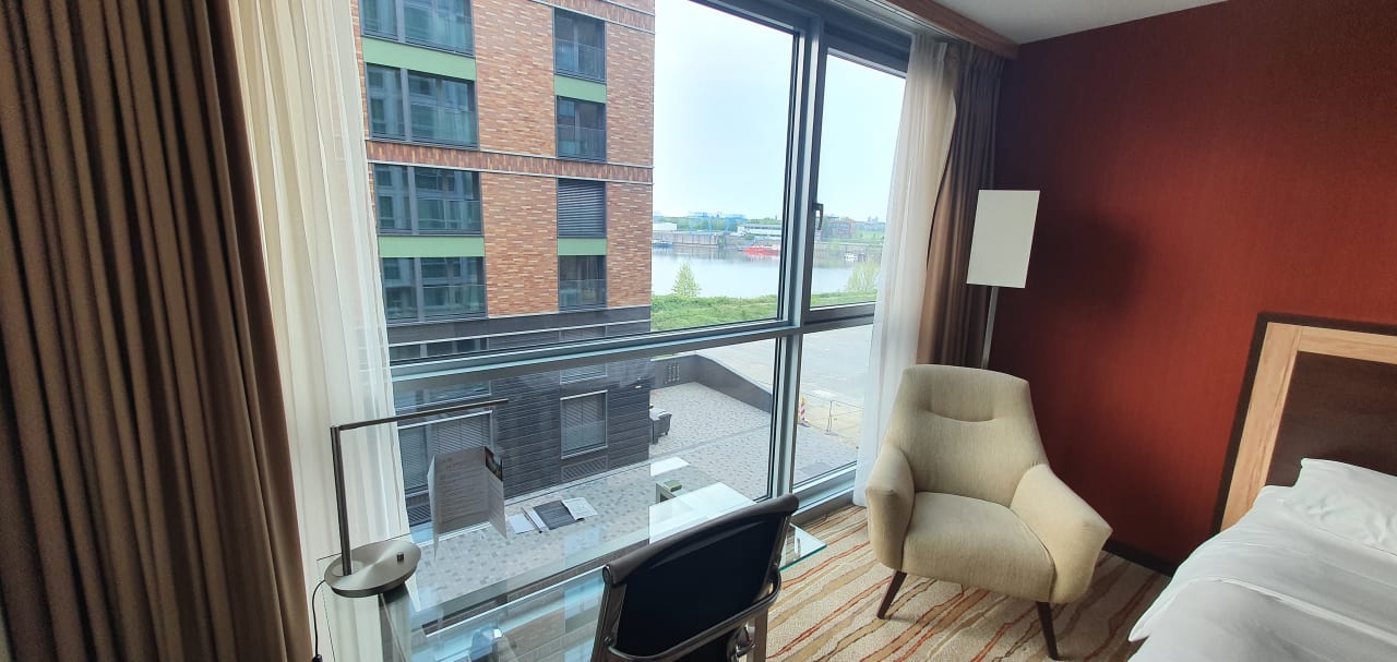Ausblick Hotel Courtyard by Marriott Düsseldorf Hafen
