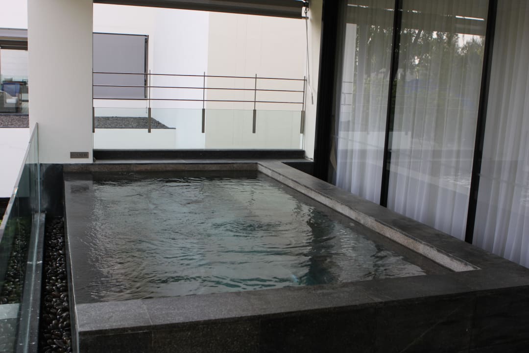 Eigener Pool auf dem Balkon Cape Nidhra Hotel Hua Hin