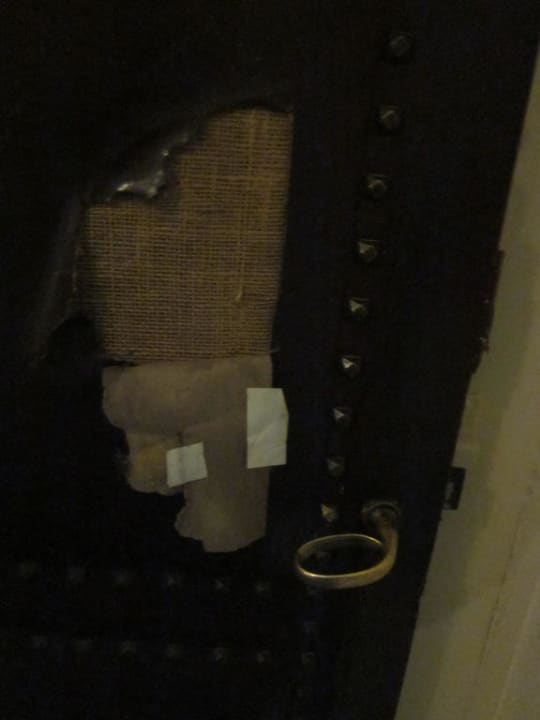 Zimmertüre J5 Hotels Helvetie Montreux