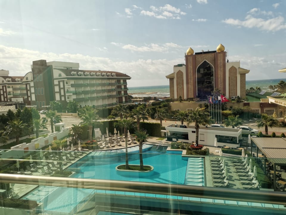 Ausblick Side Sunport Hotel & Spa