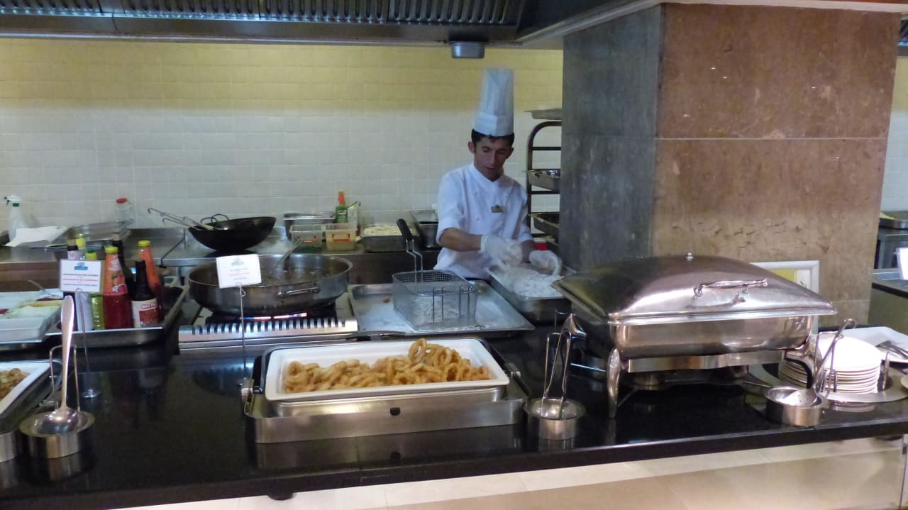 Frische Zubereitung der entspr. Speisen Sunis Evren Beach Resort Hotel & Spa