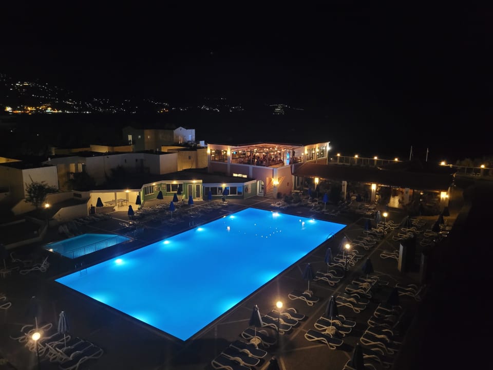 Pool Dessole Dolphin Bay Resort