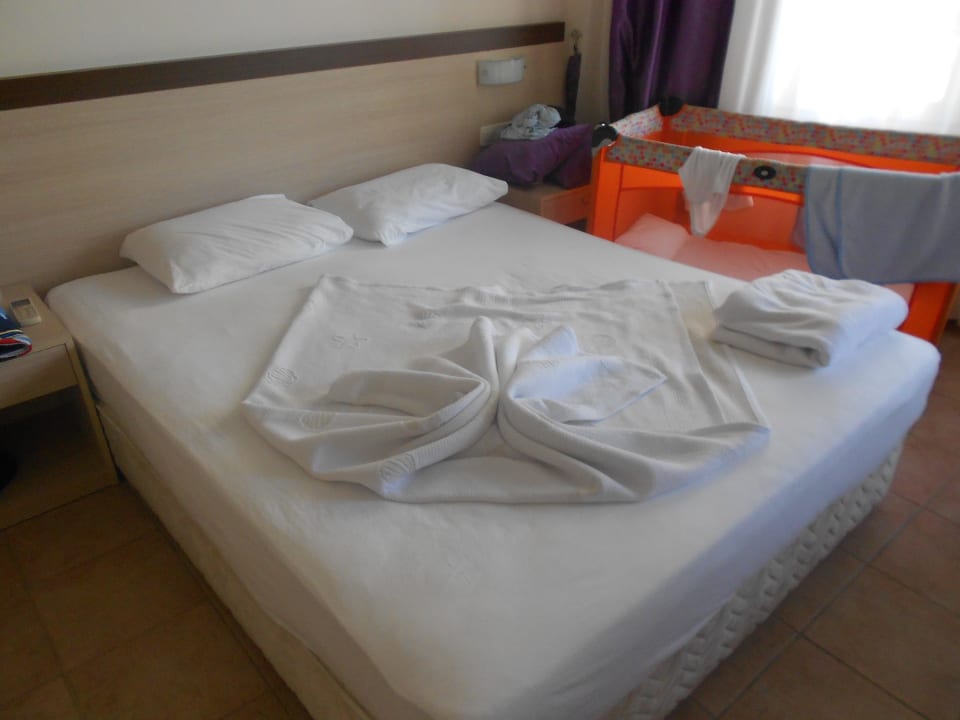 Jeden Tag anders Hotel Sirma