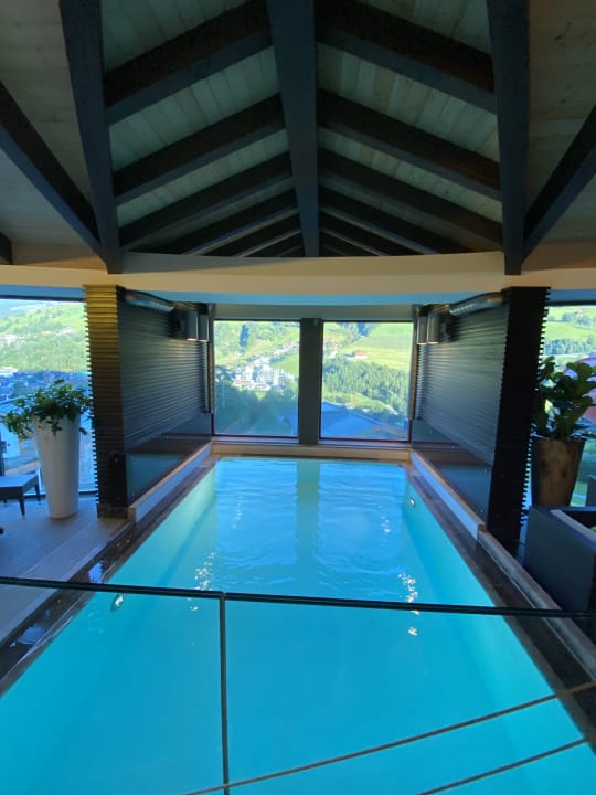 Pool Familienresort Ellmauhof – das echte All Inclusive