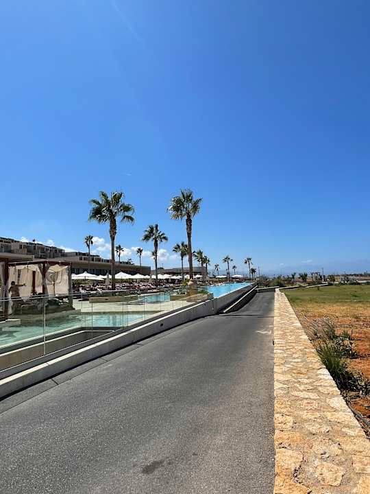 Außenansicht The Royal Senses Resort, Curio Collection by Hilton