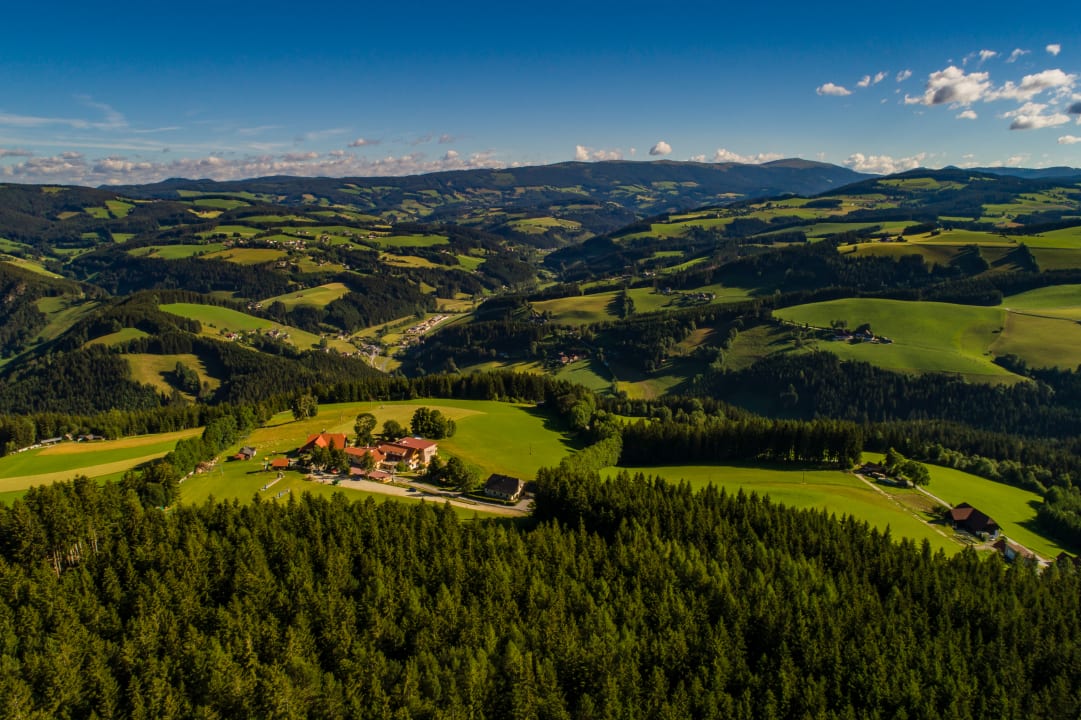 Außenansicht Der Almblick