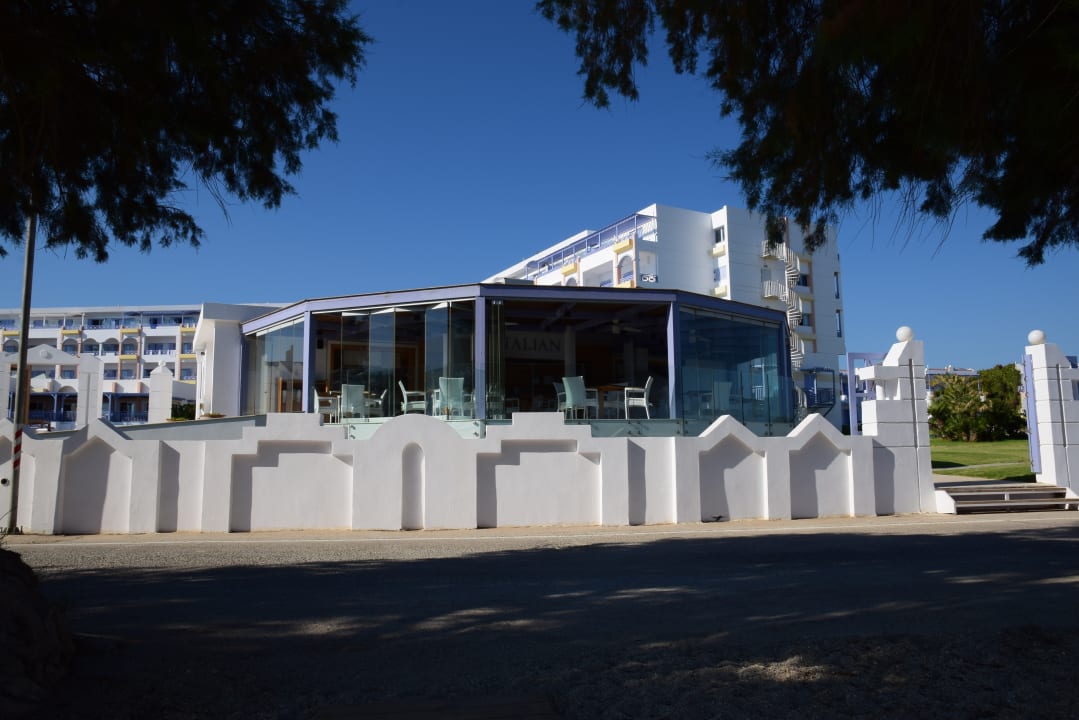 Außenansicht Hotel Serita Beach