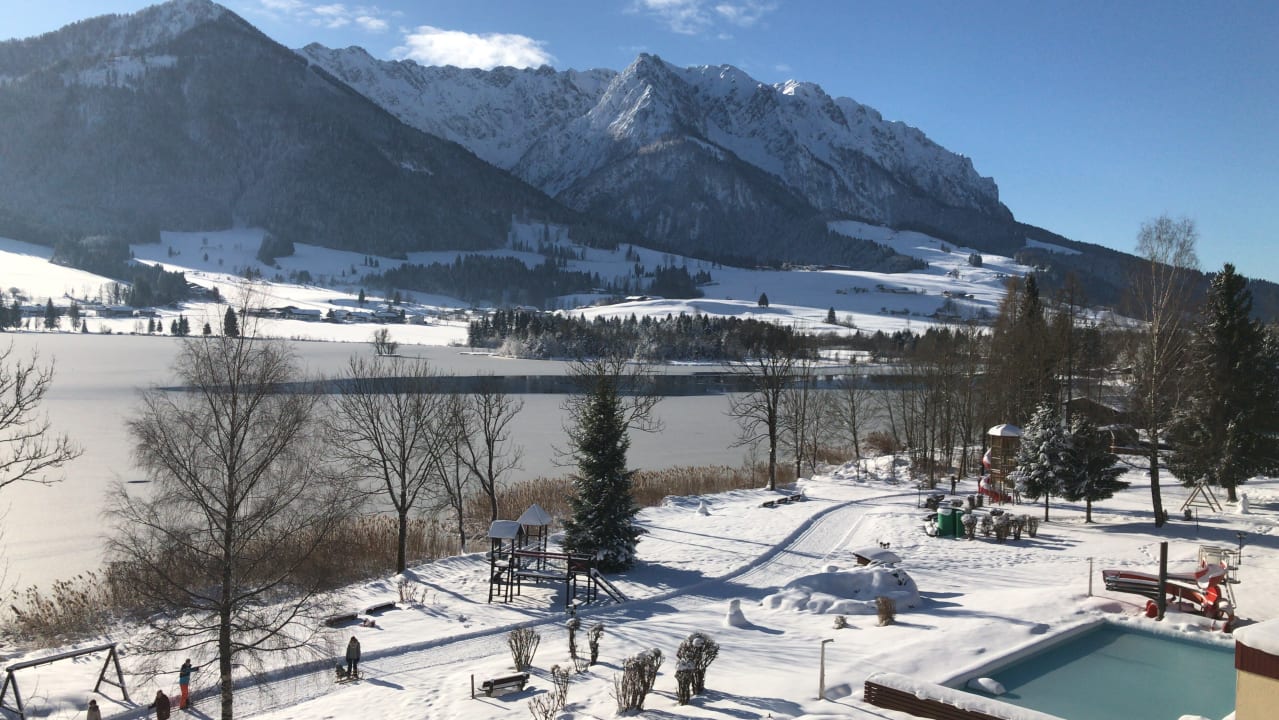 Blick vom Balkon  Hotel Bellevue am See