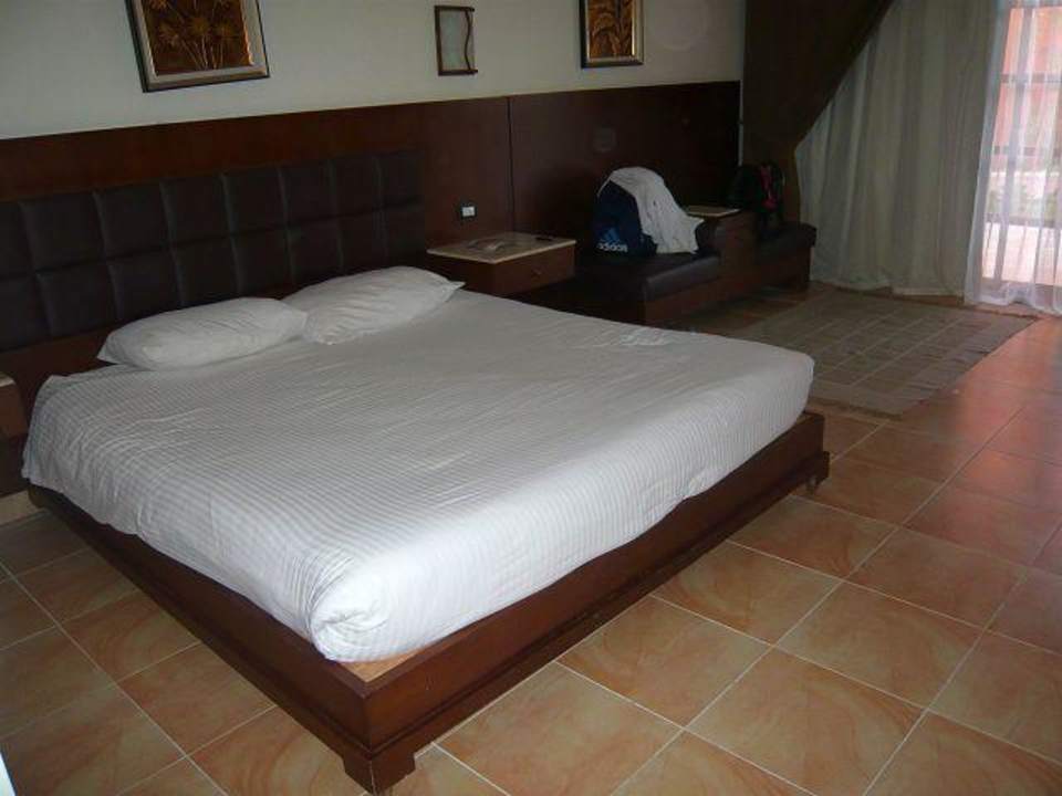 Zimmer im 400 er Bereich Pickalbatros Alf Leila Wa Leila Resort - Neverland Hurghada