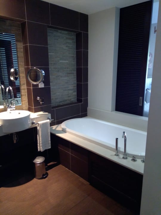 Zimmer Crystals Beach Resort Belle Mare, a member of Radisson Individuals