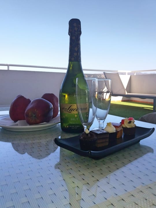 Gastro Hotel LIVVO Anamar Suites