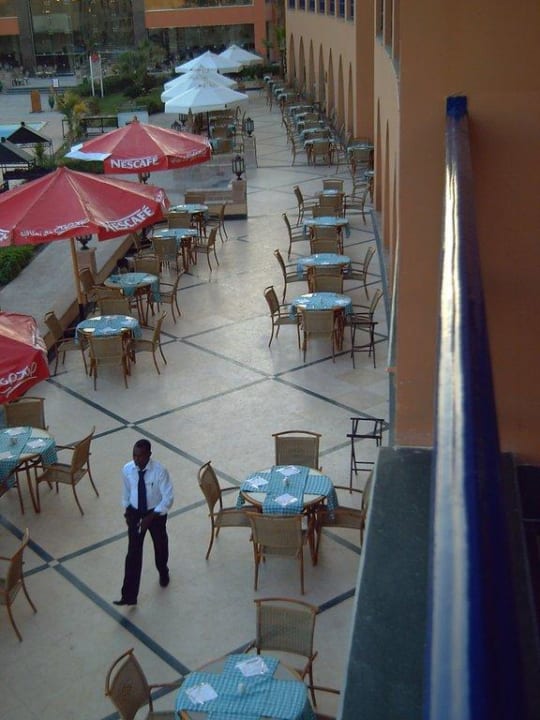 Terrasse vom Restaurant "Rose" Titanic Beach Spa & Aqua Park