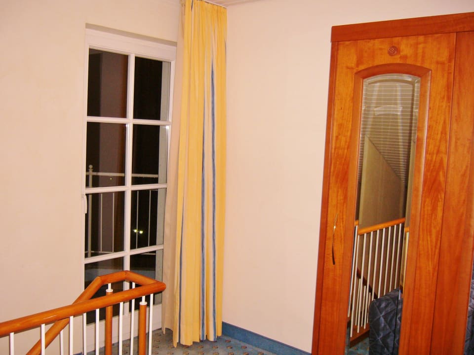 Balkontür im Schlafzimmer mit Blick zur Seebrücke Kleine Strandburg Zinnowitz