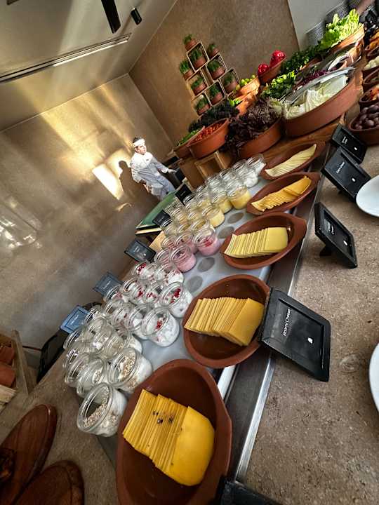 Gastro Serry Beach Resort