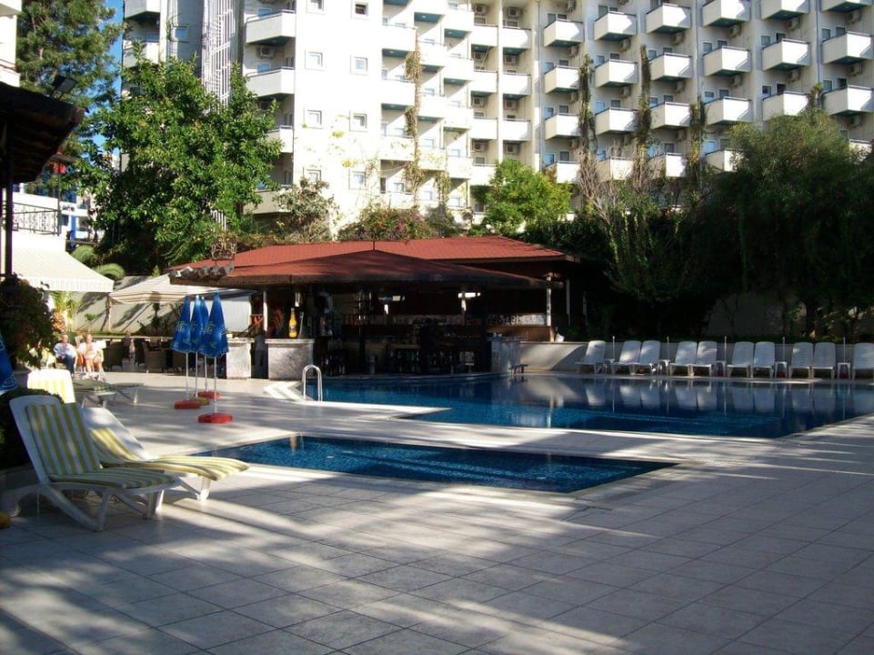 Pool Hotel Grand Okan