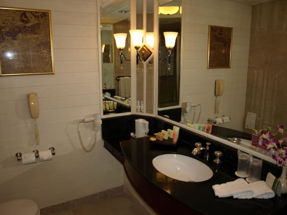 Das Bad Centara Grand at Central Plaza Ladprao Bangkok