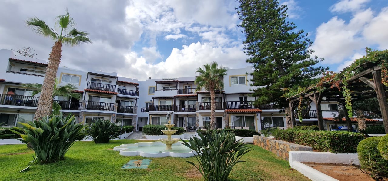 Gartenanlage Alexander Beach Hotel & Village Resort