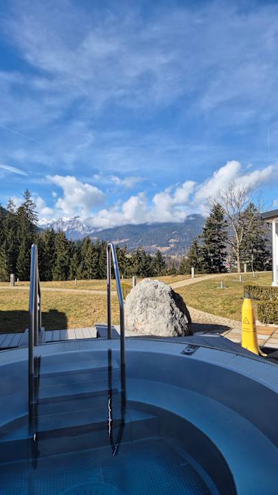 Pool Alm- & Wellnesshotel Alpenhof