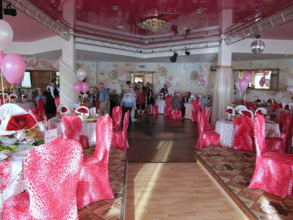 Ballsaal, festlich eingedeckt Resort Oktyabrskiy