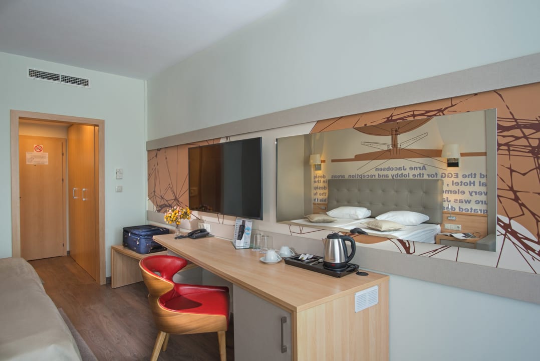 Zimmer Effect Grand Victoria Hotel