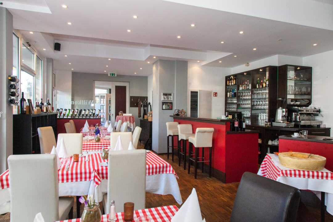 Gastro Paragon Apartments