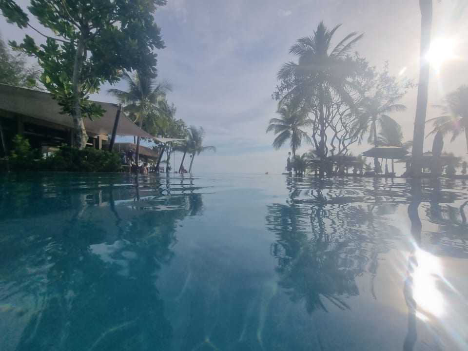 Pool La Flora Khao Lak