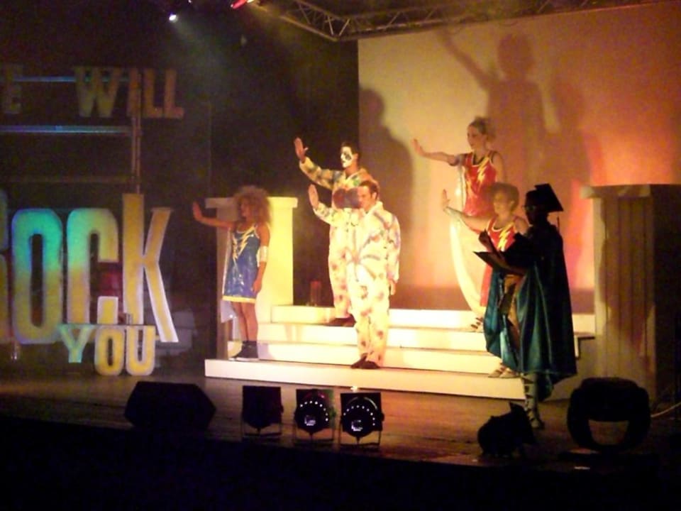 Apollon-Theater Neptune Luxury Resort