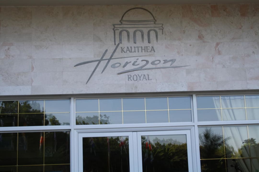Eingang Hotel Kalithea Horizon Royal