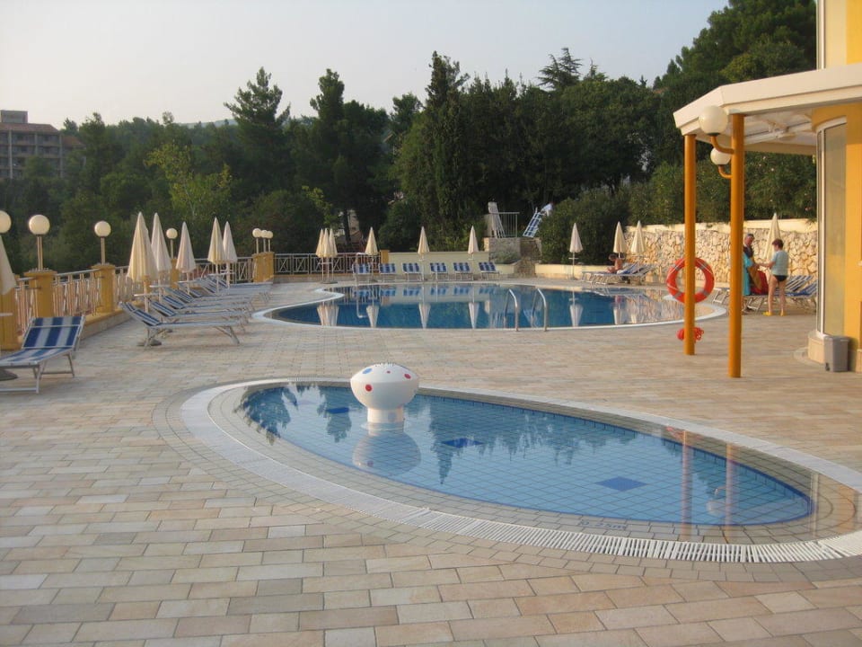 Schwimm- und Kinderpool Valamar Sanfior Hotel & Casa