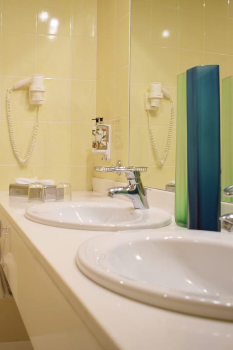 Zimmer Hotel Madeira Regency Cliff