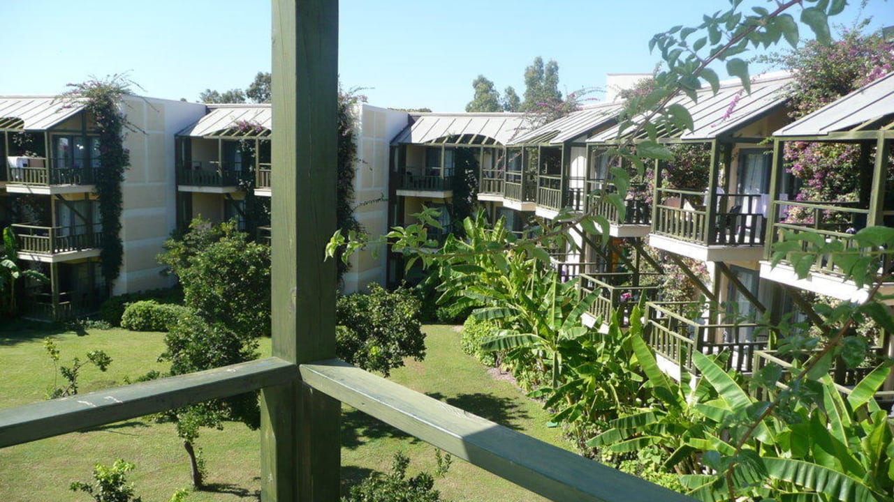 Blick in den Garten Limak Limra Hotel & Resort