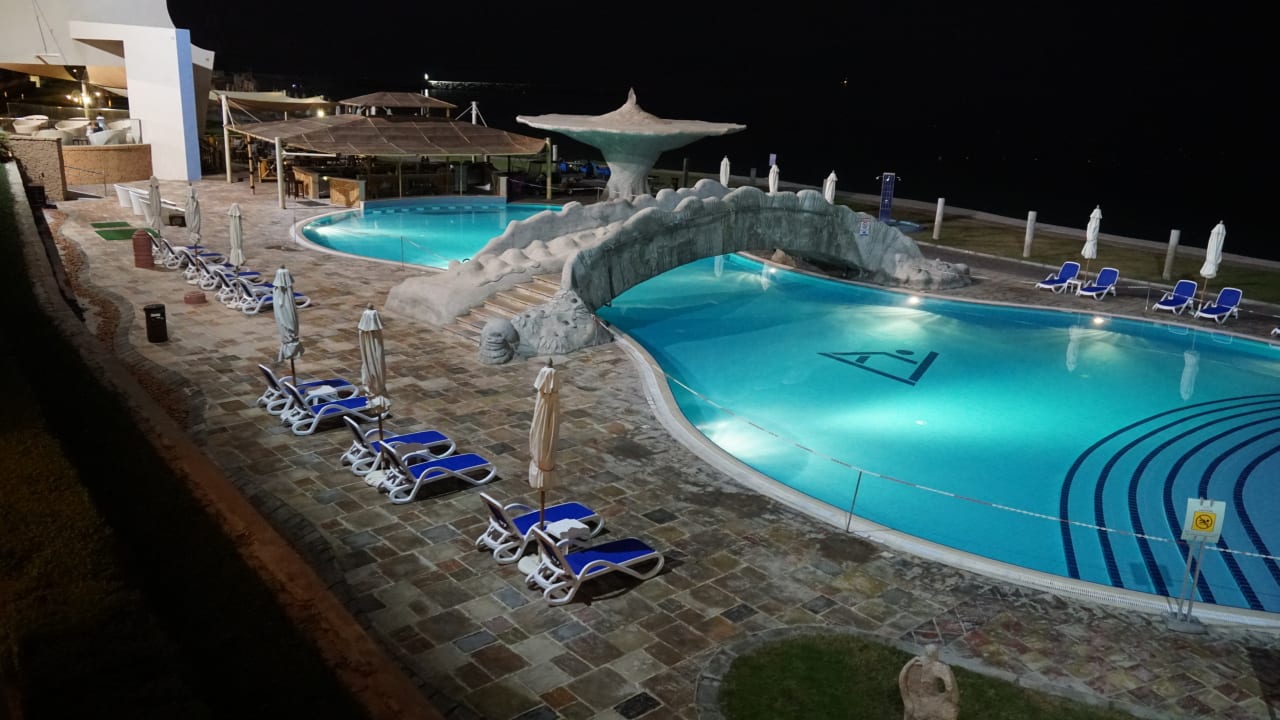 Pool Radisson Blu Resort Fujairah