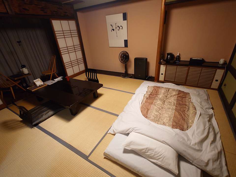 Zimmer Yugawara Fuga - Adult Only